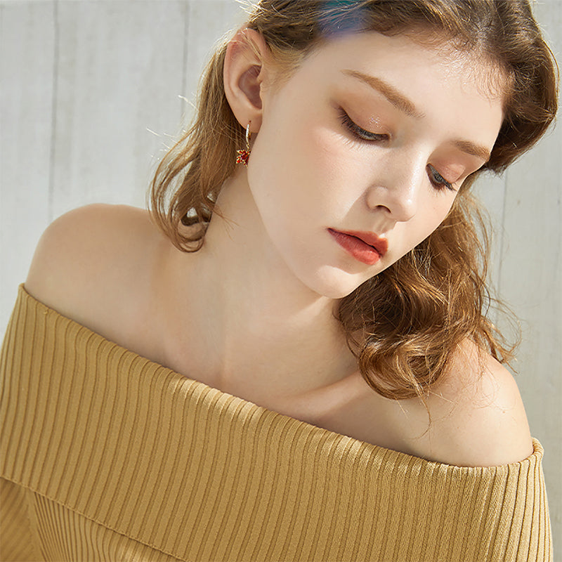 Crimson Maple Clips — product and styling view 7